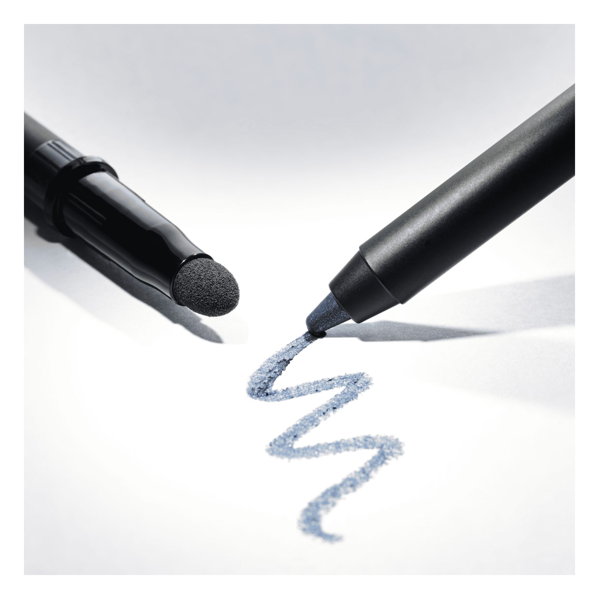 Jewel Glide Effect Eye Pencil -- Eyeliner-Stift