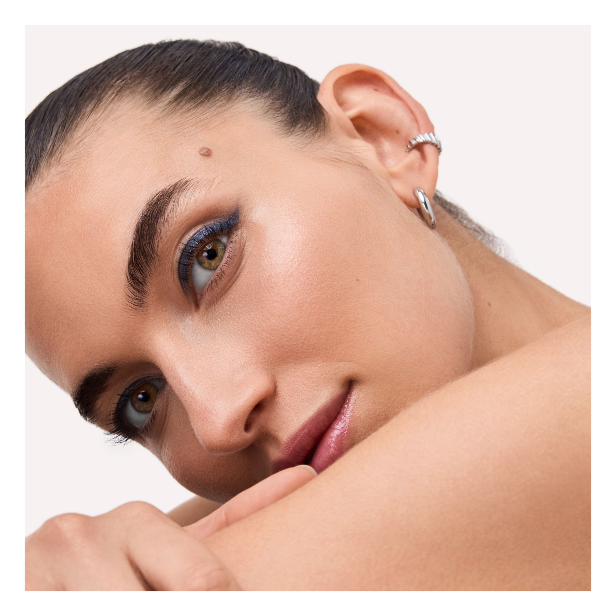 Jewel Glide Effect Eye Pencil -- Eyeliner-Stift