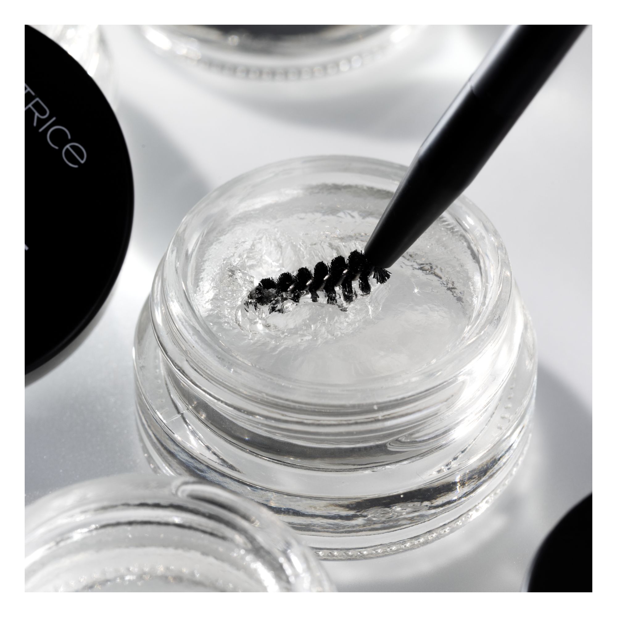 Gel à Sourcils - Lift & Laminate Brow Gel Gel à Sourcils - Lift & Laminate Brow Gel