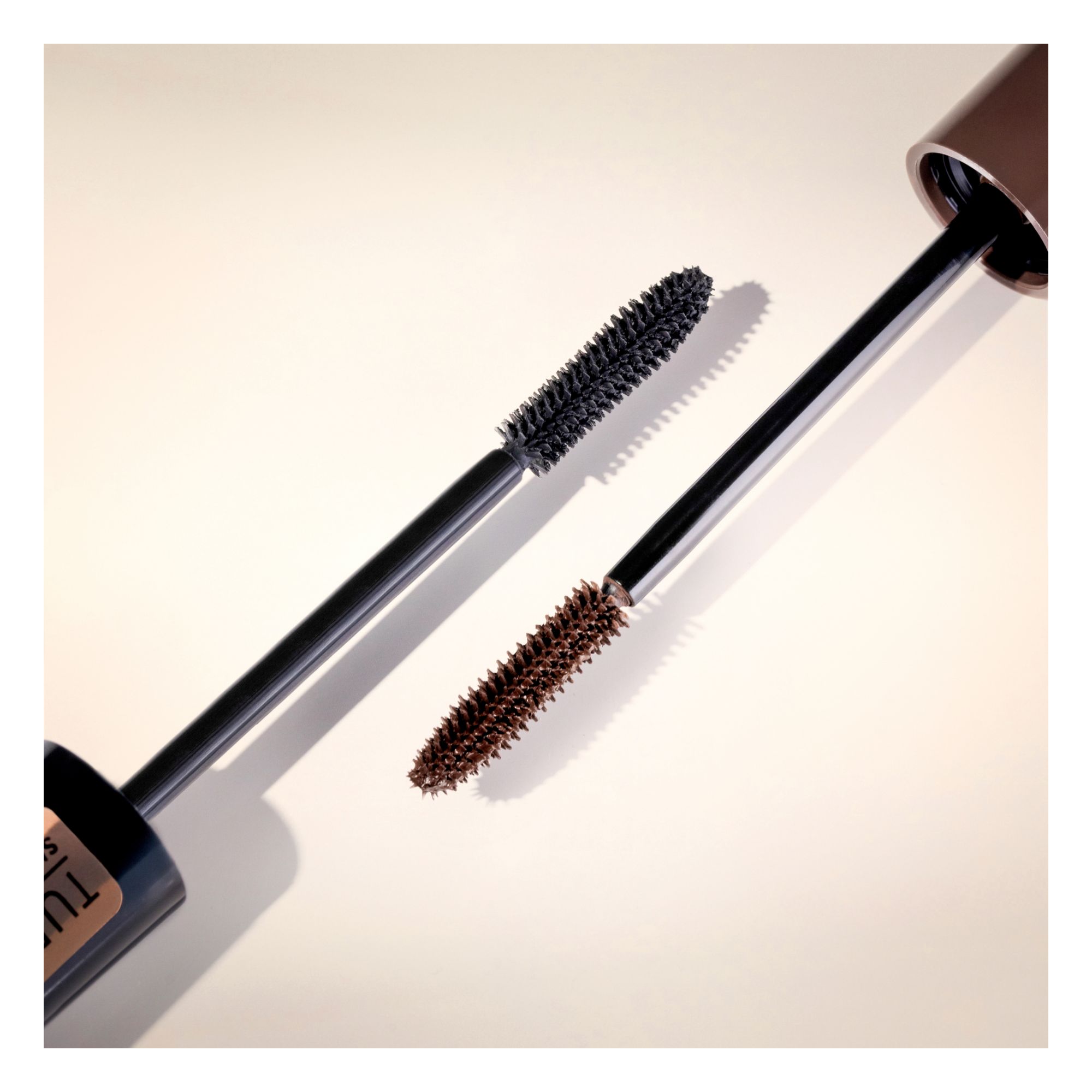 Tubing Stay In Place Volume Mascara