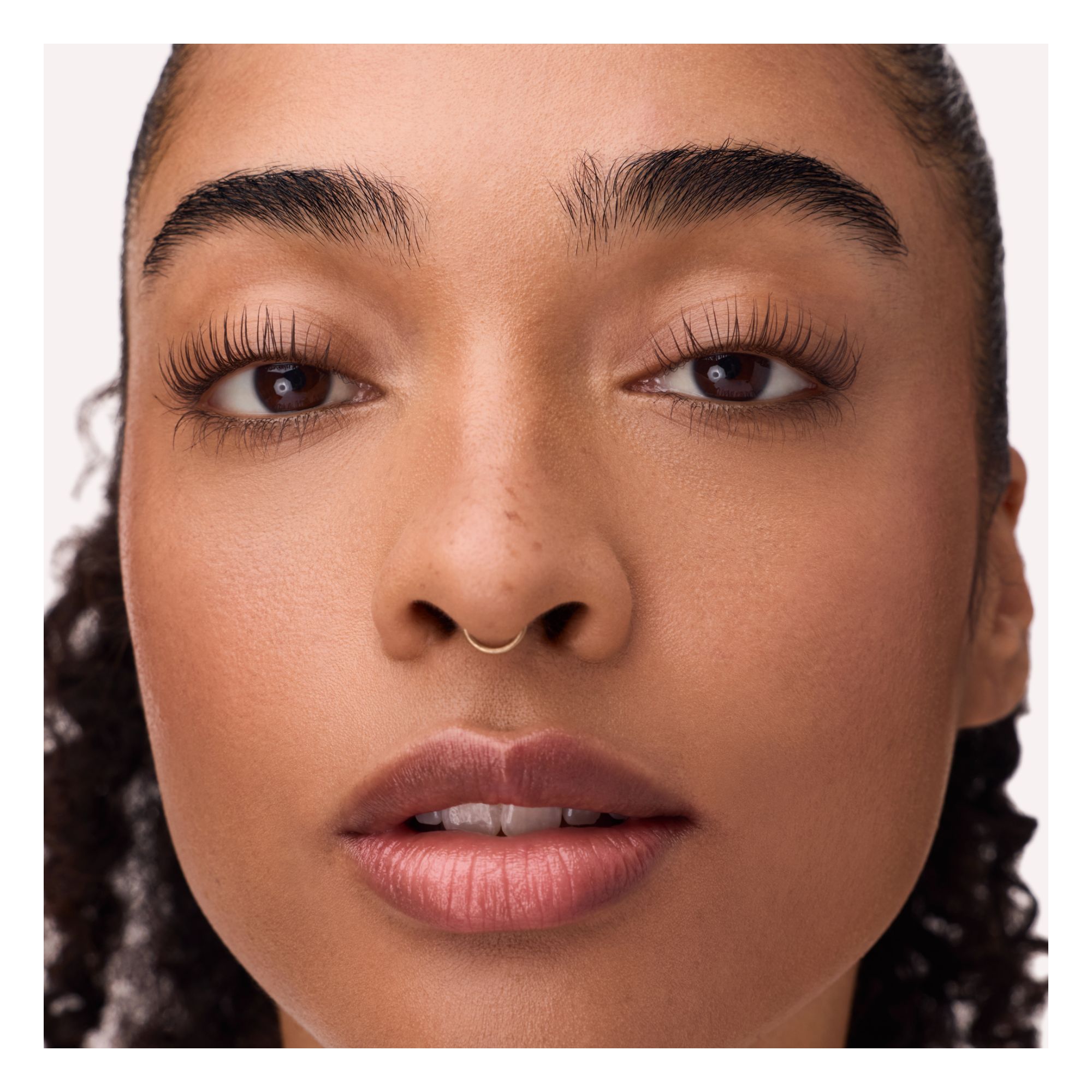 Tubing Stay In Place Volume Mascara