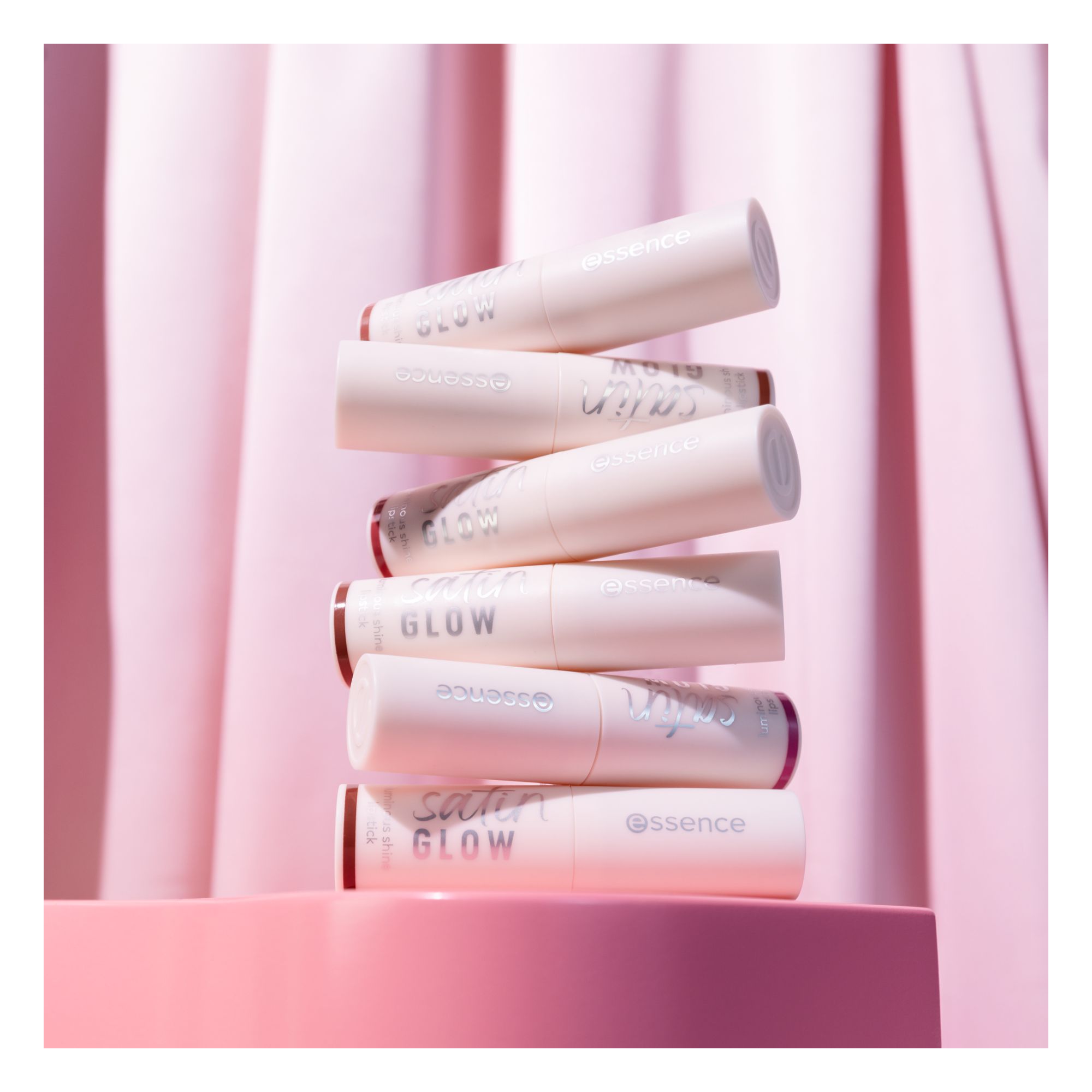 Satin Glow Luminous Shine Lipstick -- Lippenstift