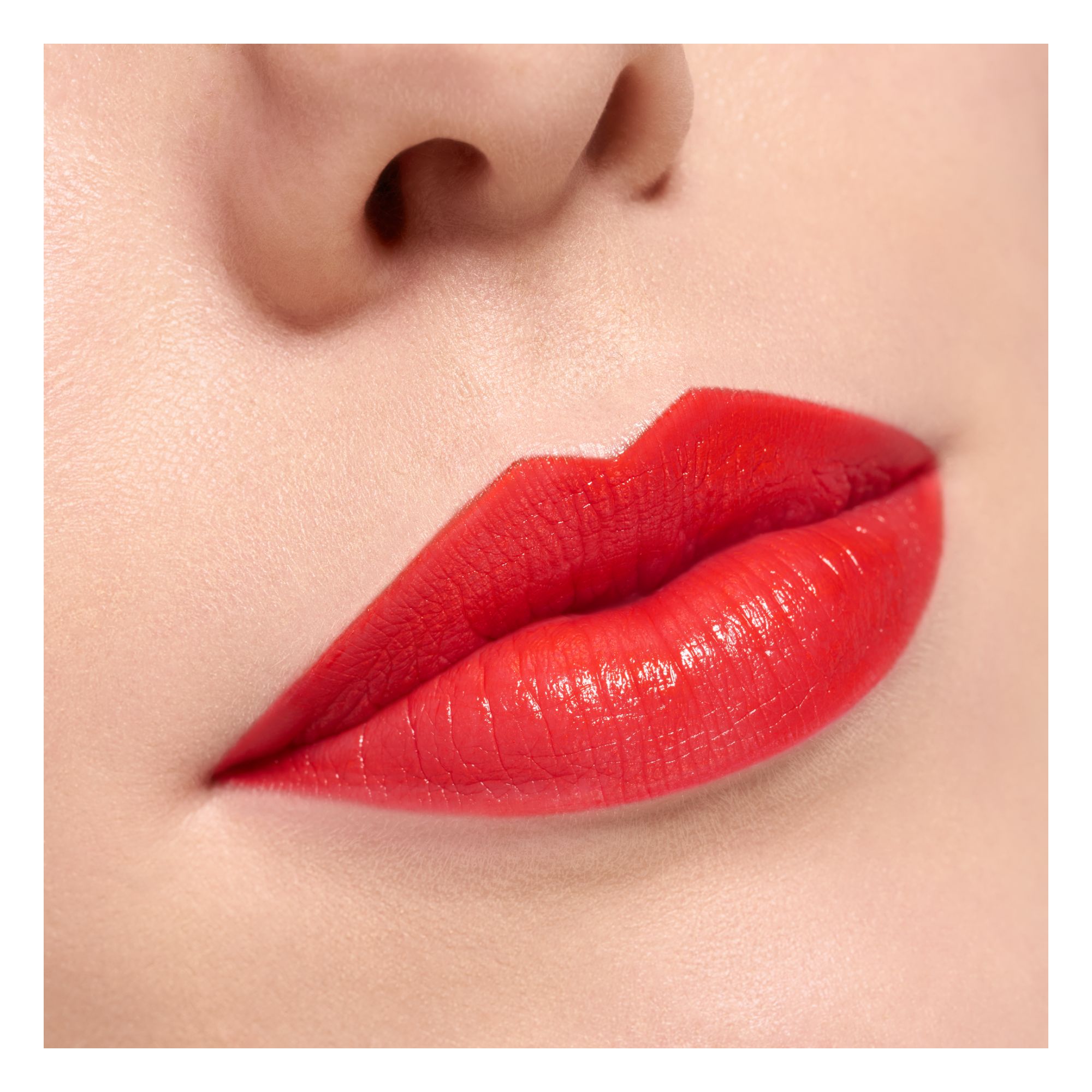 Rouge à Lèvres - Satin Glow Luminous Shine Lipstick Rouge à Lèvres - Satin Glow Luminous Shine Lipstick