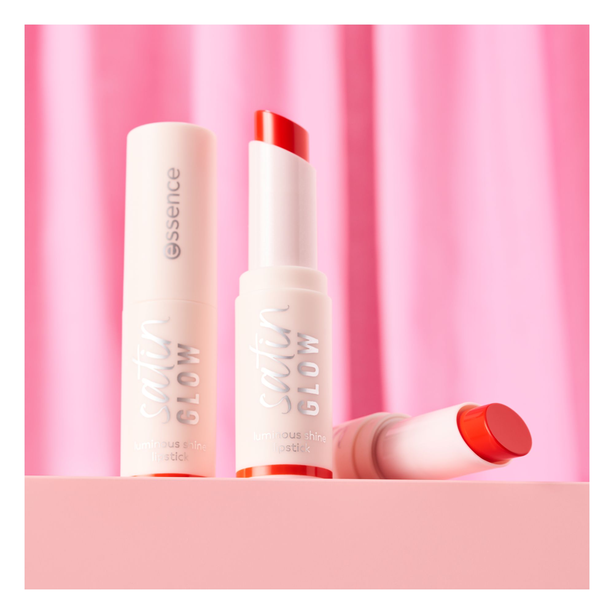 Rouge à Lèvres - Satin Glow Luminous Shine Lipstick Rouge à Lèvres - Satin Glow Luminous Shine Lipstick
