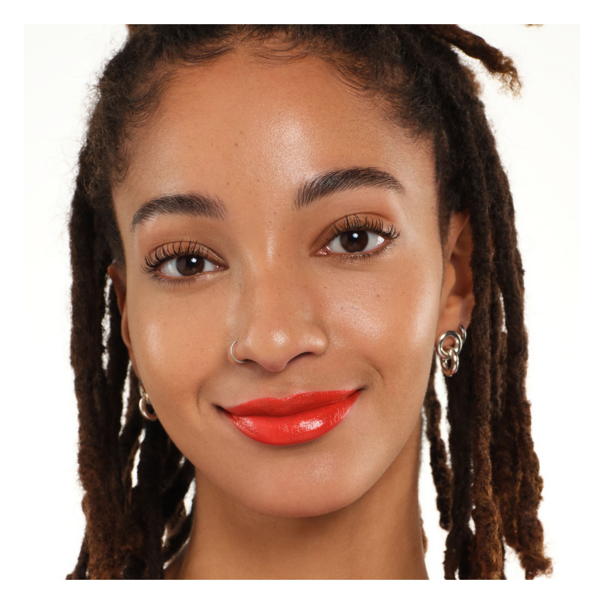 Rouge à Lèvres - Satin Glow Luminous Shine Lipstick Rouge à Lèvres - Satin Glow Luminous Shine Lipstick