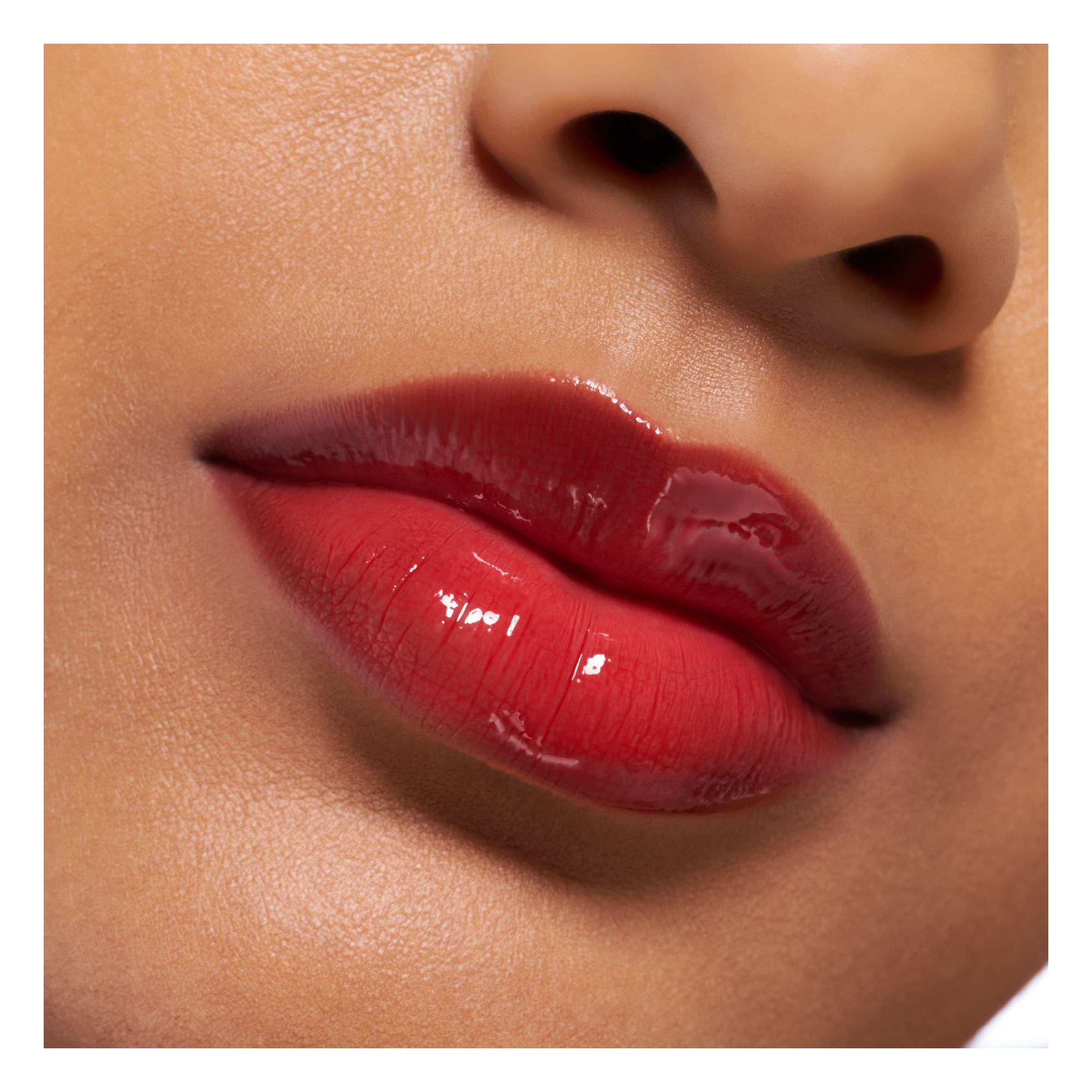 Juicy Bomb Plumping Lipgloss