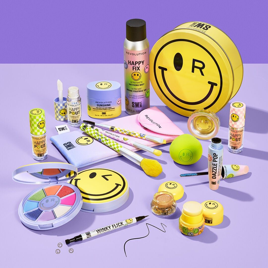 Revolution x S.W.Smiley - Happy Fix Ultra Matte 16H Fixing Mist Revolution x S.W.Smiley - Happy Fix Ultra Matte 16H Fixing Mist
