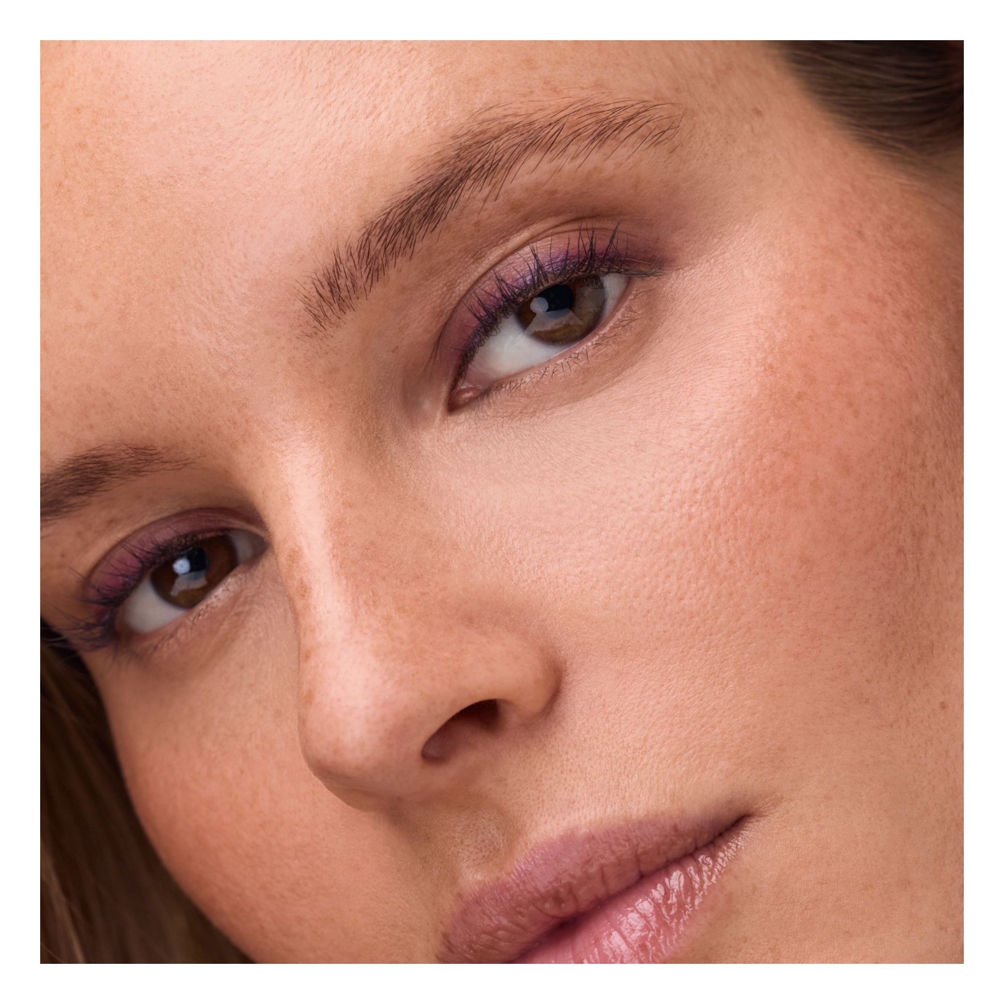Velvet Glide Matte Eye Pencil