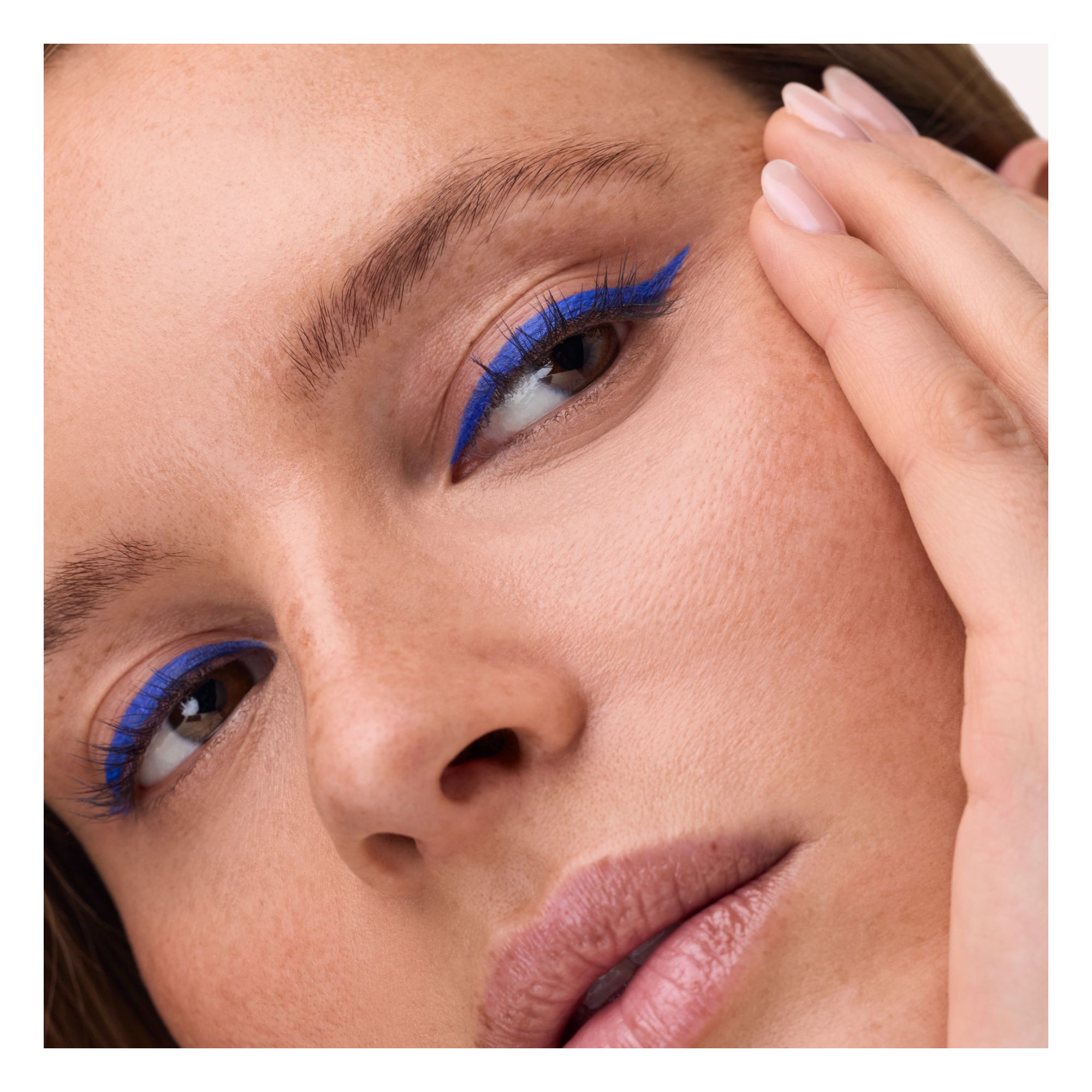 Velvet Glide Matte Eye Pencil