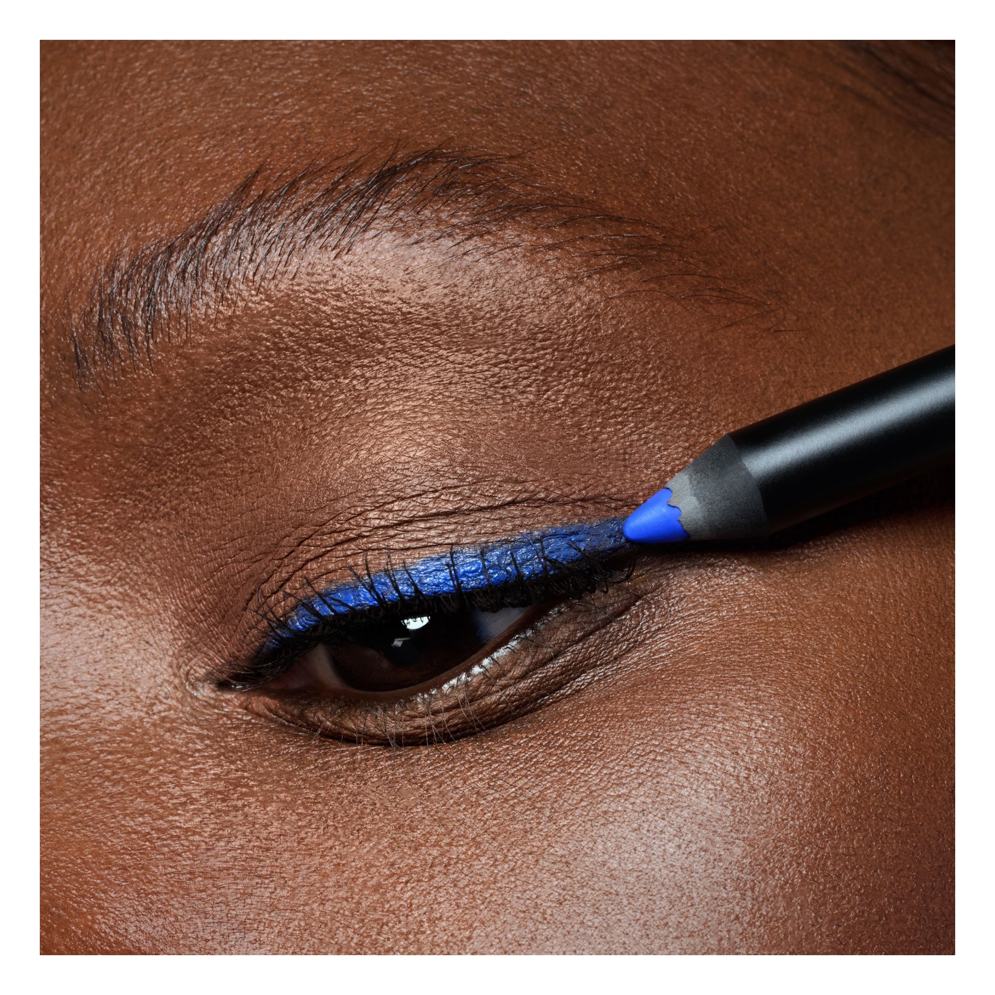 Velvet Glide Matte Eye Pencil