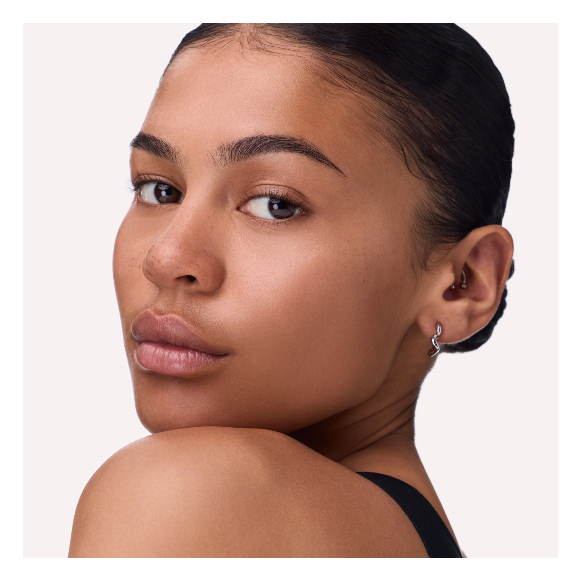 HD High Cover Concealer HD High Cover Concealer