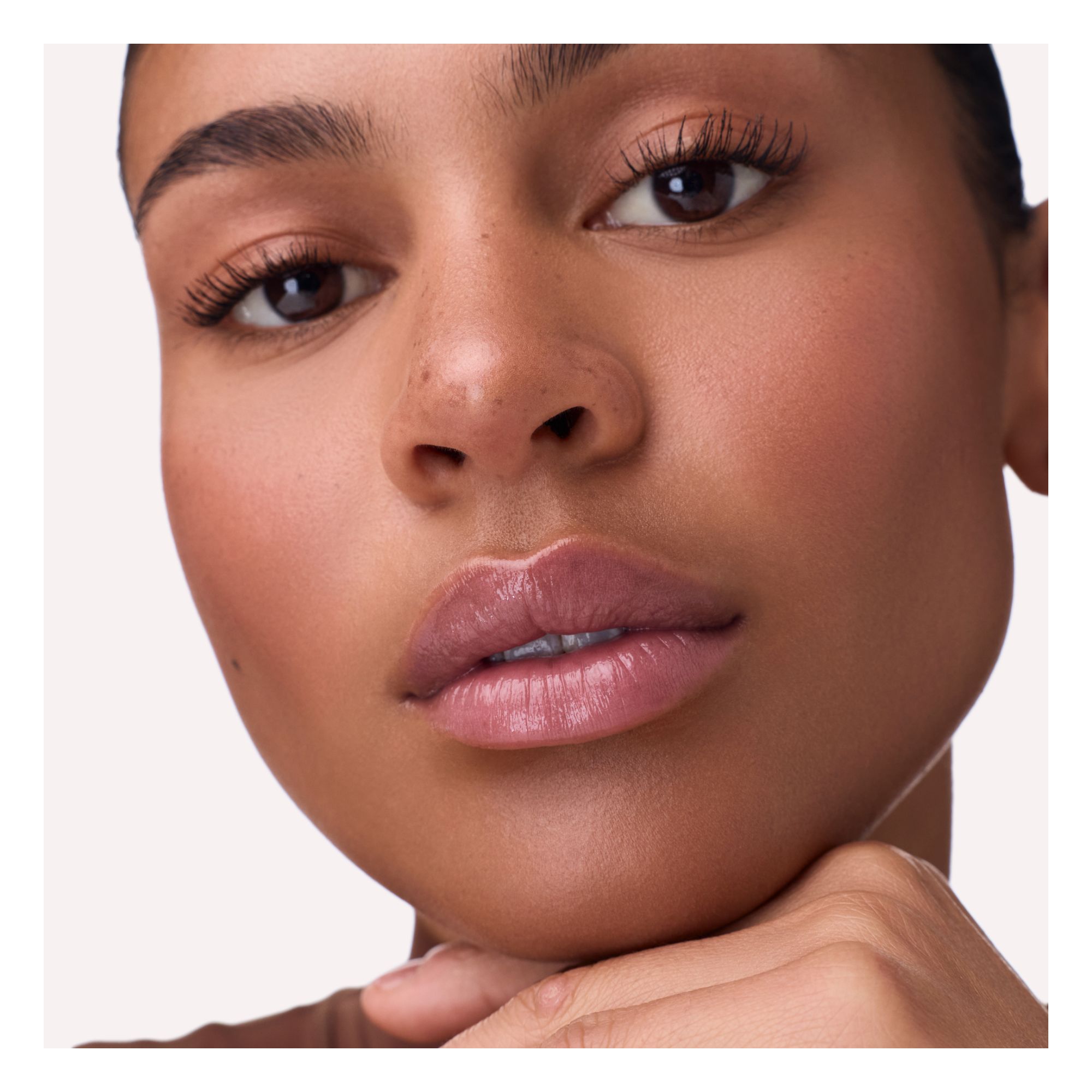 Bare Touch Lip Oil Balm -- Lippenbalsam