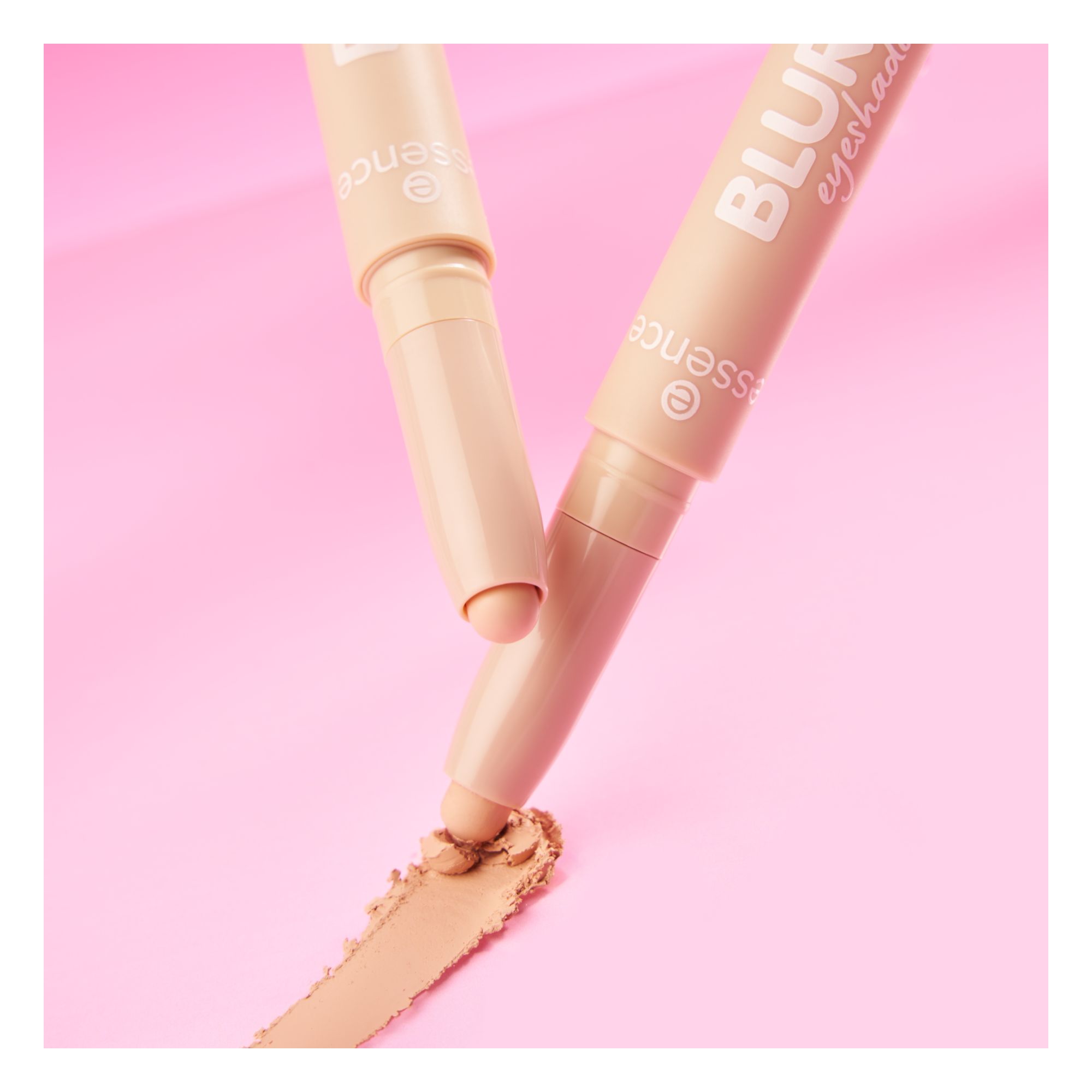 Crayon de Fards à Paupières - Blur Nude Eyeshadow Stick Crayon de Fards à Paupières - Blur Nude Eyeshadow Stick