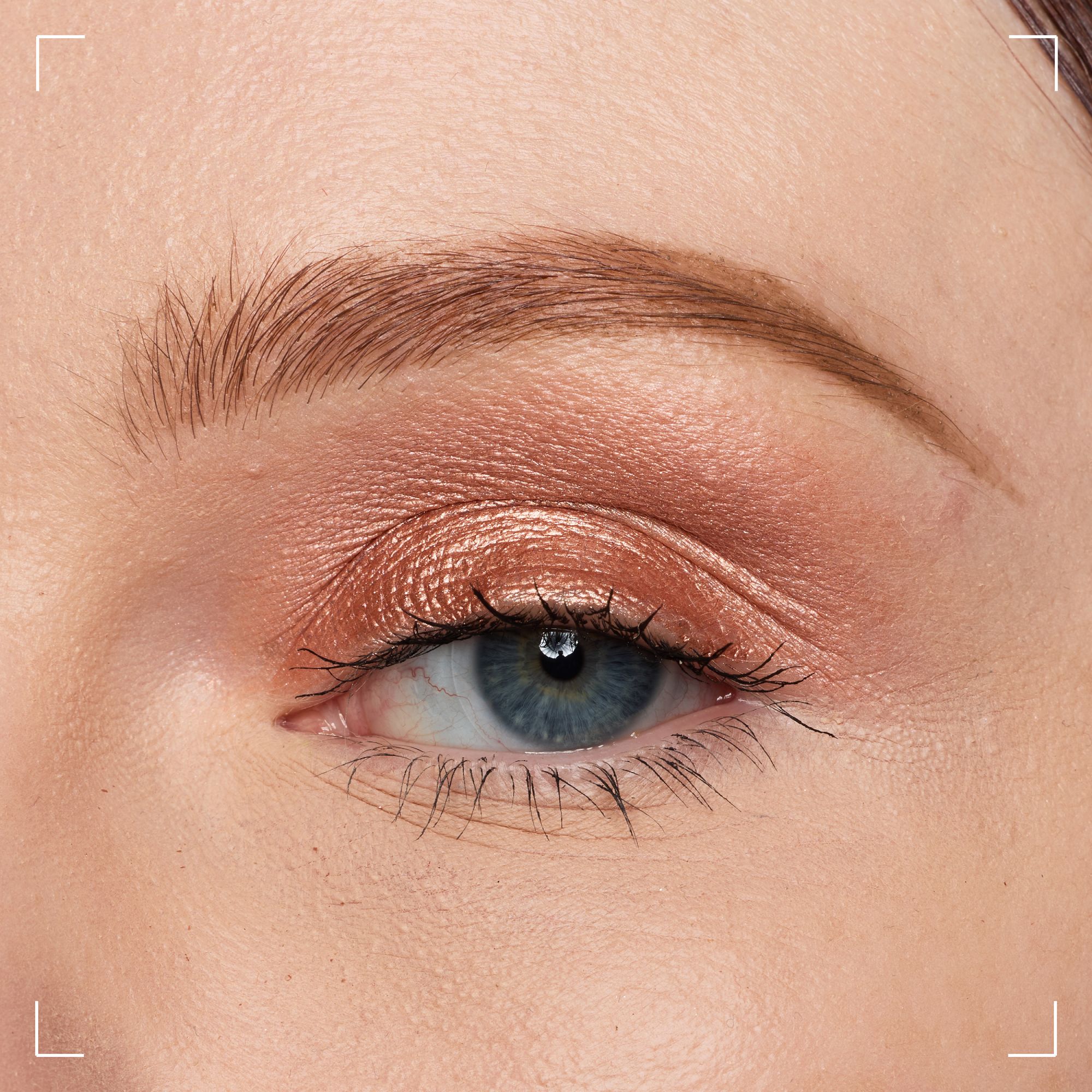 Lid Lingerie Eye Pigment -- Flüssig-Lidschatten Lid Lingerie Eye Pigment -- Flüssig-Lidschatten