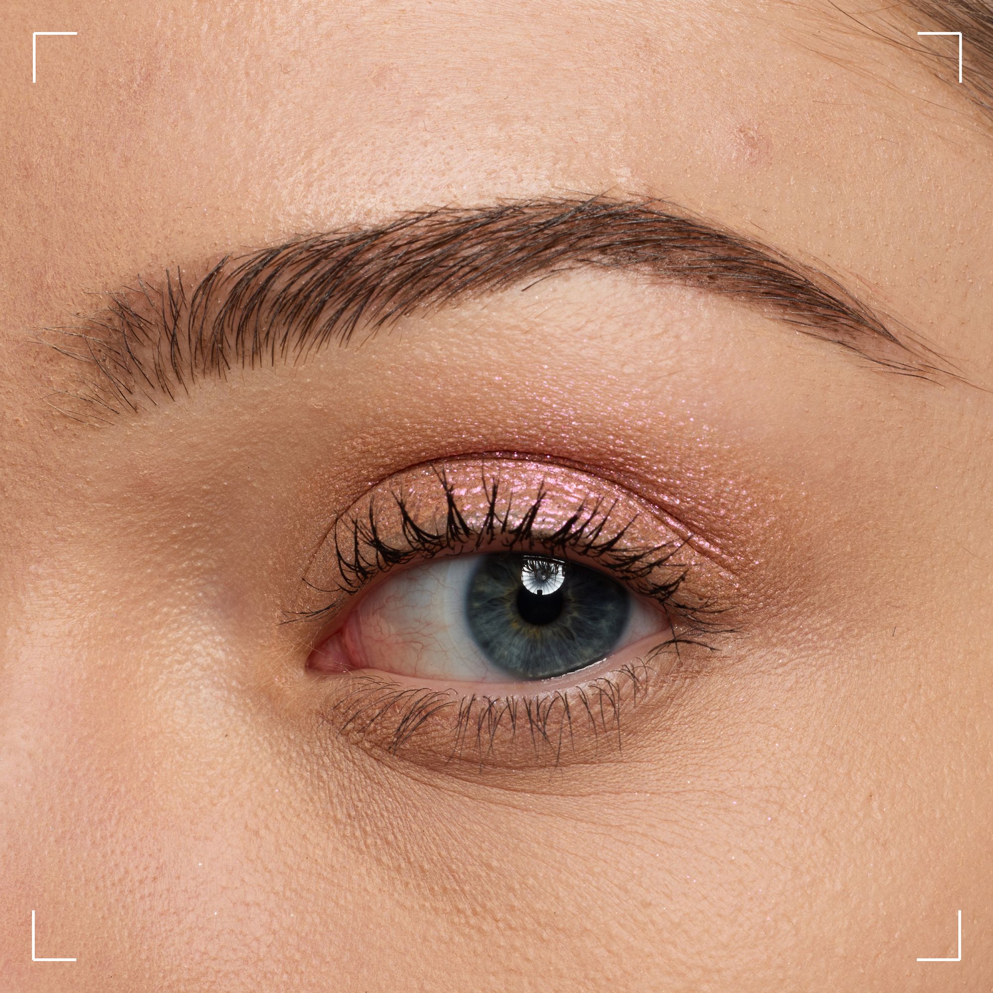 Lid Lingerie Eye Pigment -- Flüssig-Lidschatten