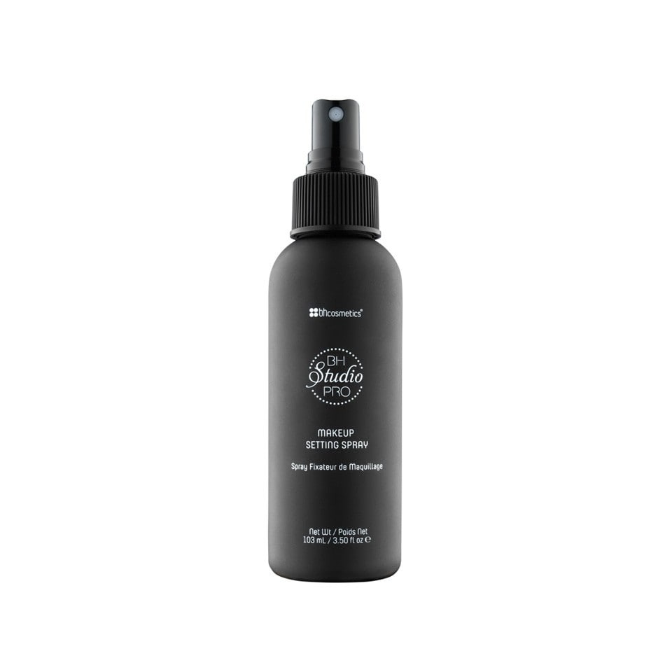 Studio Pro Makeup Setting Spray Studio Pro Makeup Setting Spray